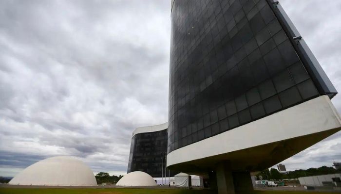 Mais de 138 mil novas urnas foram entregues para 2024, diz TSE 